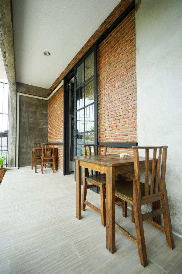 What'S Up Chiang Mai Ngoại thất bức ảnh