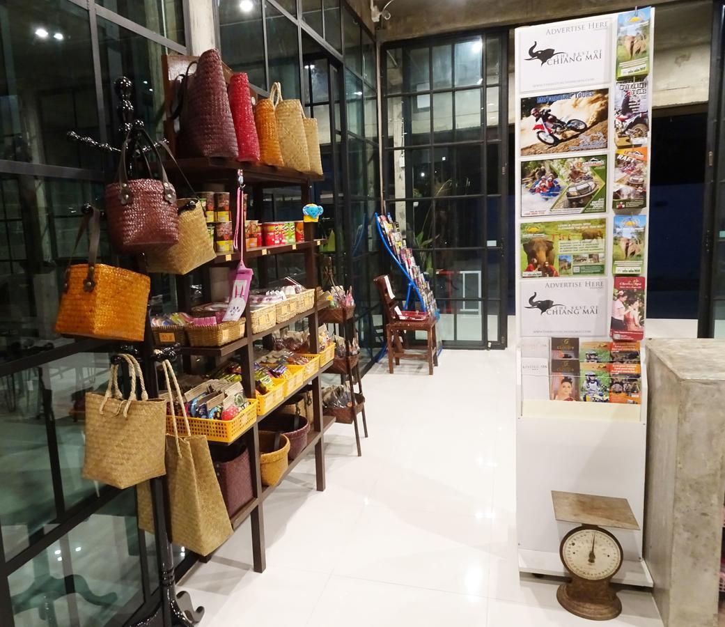 What'S Up Chiang Mai Ngoại thất bức ảnh